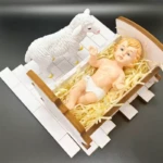 jesus christ enfant statue