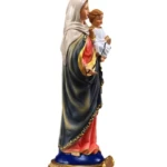statue de la vierge marie et le rosaire vu de côté