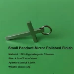 les dimensions croix chrétienne argenté homme