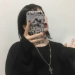 collier croix chrétienne