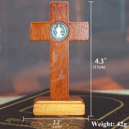 les dimensions de la croix saint benoit bois