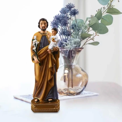 Statue religieuse avec enfant saint Joseph