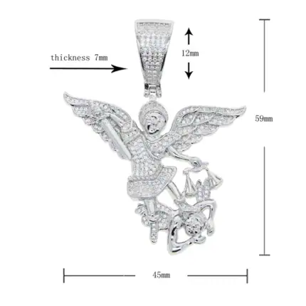 Pendentif ange Michael en argent avec détails en cristaux, symbole de protection et de foi.