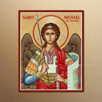 Saint Michel Archange, symbole de protection et de foi chrétienne.